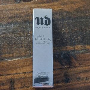 Urban Decay All Nighter Liquid Foundation